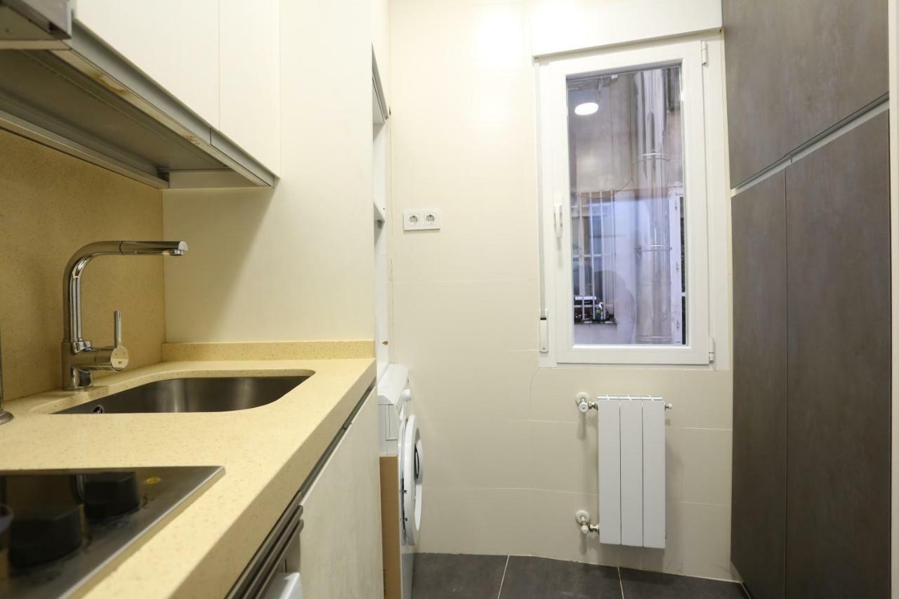 Atocha Art Apartment Мадрид Екстериор снимка