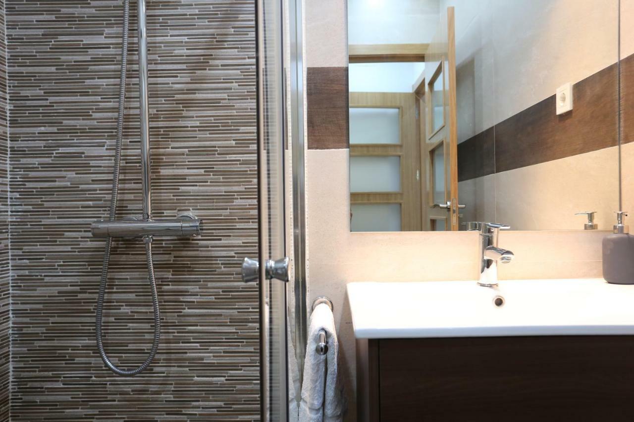Atocha Art Apartment Мадрид Екстериор снимка